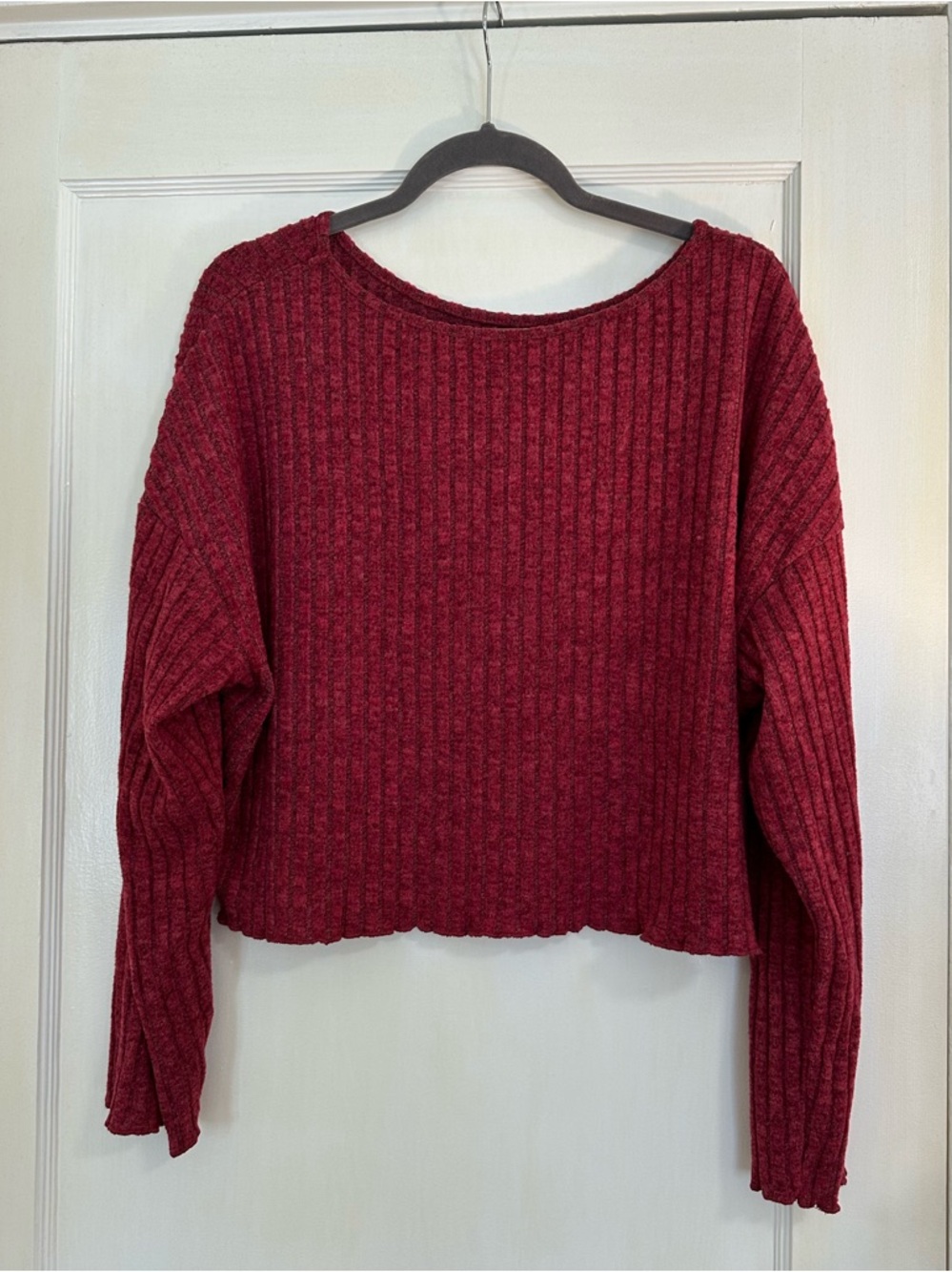 Maroon cropped sweater